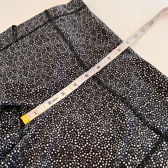 Lululemon Pace Rival Crop Freckle Flower Black Sz 6 - Picture 9 of 12